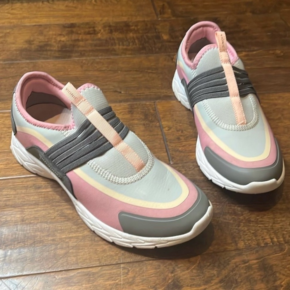 Vionic Vayda Women's Slip-on Supportive Sneaker, 8!